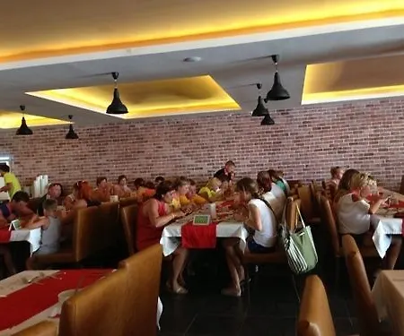 Winecity Hotel Zümrütkaya