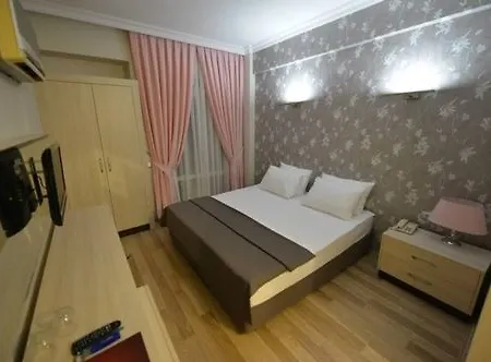 호텔 Winecity 3*