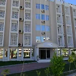 Winecity Hotel