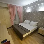 Hotel Winecity 3*