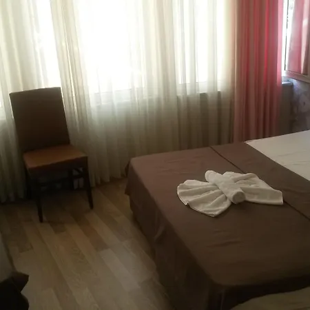 Winecity Hotel