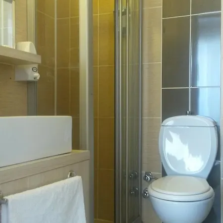 Winecity Hotel